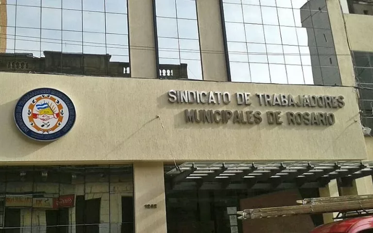 Municipales pararán mañana en reclamo a una suba salarial