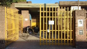 La escuela Islas Malvinas toma medidas tras la muerte de la alumna