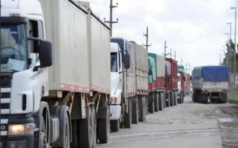 Nación avaló un crédito de USD150 millones para accesos a puertos