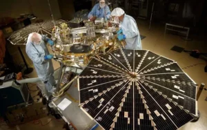 Nasa: Descubren 26 nuevas especies de microbios en las instalaciones 