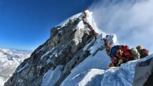 Nepal ofrece permisos gratuitos para escalar casi cien cumbres nuevas