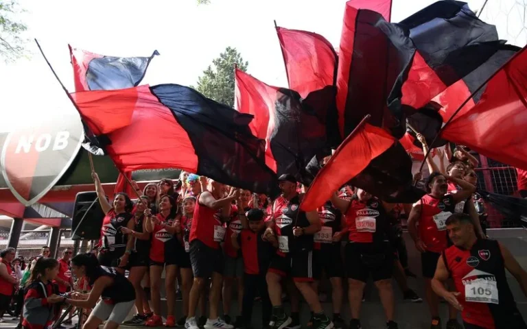 Con una maratón multitudinaria, Newell's celebró sus 121 años