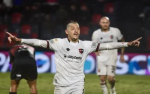 Newell's metió un triunfazo en Victoria ante Tigre