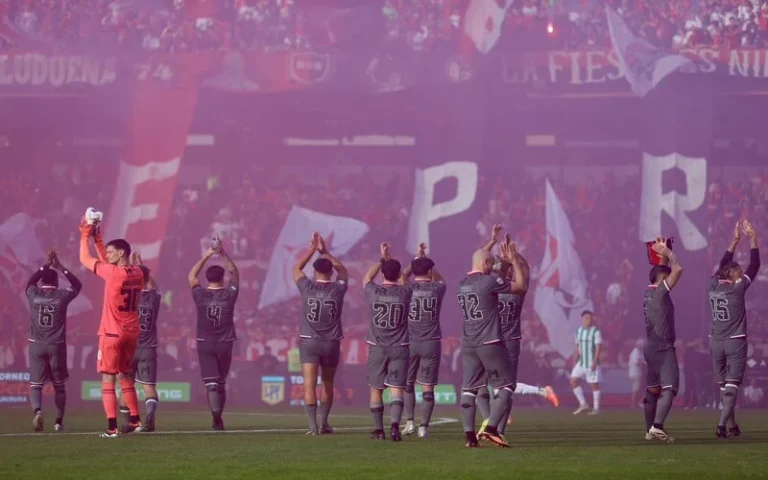 Newell's no jugó bien y cayó ante Banfield en el Coloso