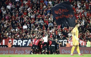 A todo o nada: Newell's visita a Racing, obligado a ganar