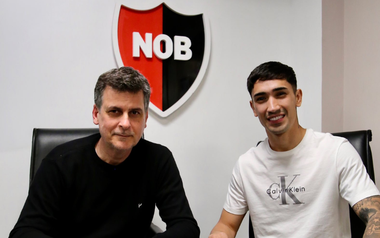 Newell’s oficializó a Santiago Solari, quien llega de Racing
