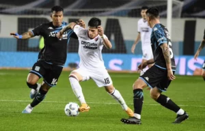 Newell's perdió contra Racing en la última