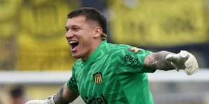 Newell's presentó una oferta por el arquero de Peñarol