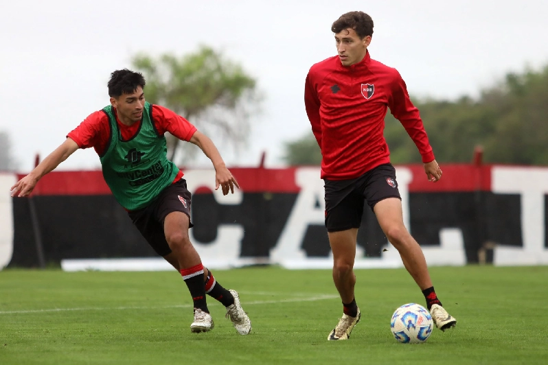 El equipo de Ricardo Lunari juega ante Sarmiento desde las 17.15 hs en el Coloso por la fecha 19.