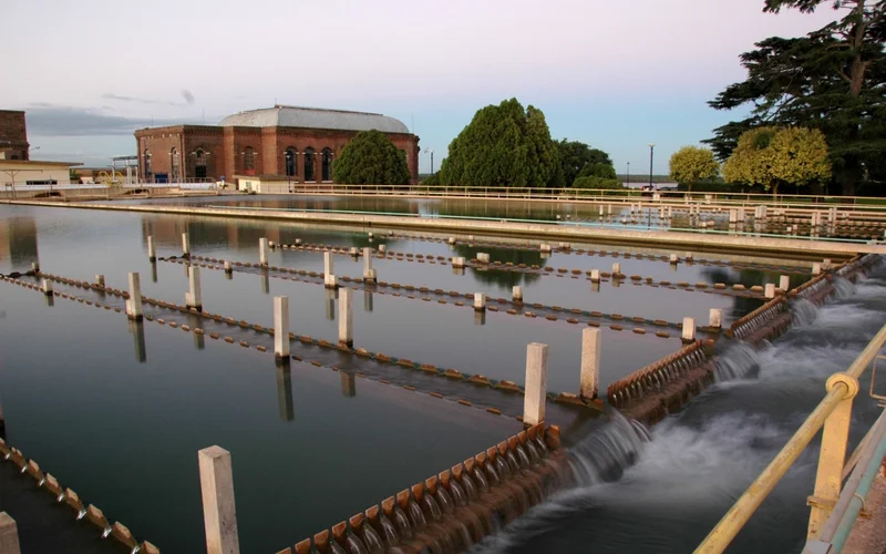 Normalizan el suministro de agua tras un corte en la madrugada.