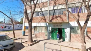 Escuela del padre Montaldo con presencia policial por un nuevo lienzo amenazante
