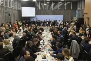 Ley Bases: oficialistas y dialoguistas aceptaron las modificaciones