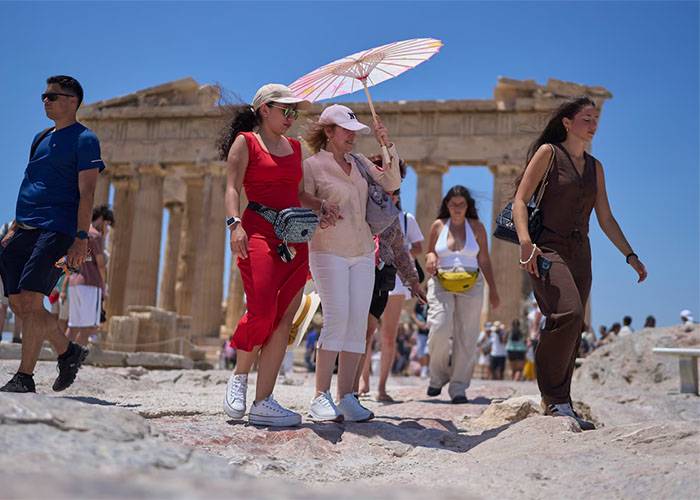 Ola de calor extrema golpea a Europa con temperaturas récord.