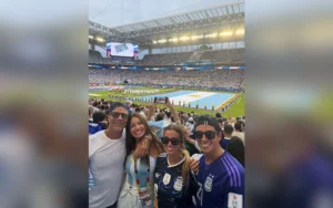 Pampita y Martín Pepa alentando a la Selección argentina en Miami