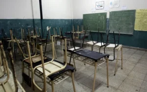 Paro docente: informan que las escuelas estarán abiertas y los docentes deberán completar la Declaración Jurada