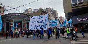 Paro general: dónde hay cortes de calle y movilizaciones en Rosario.