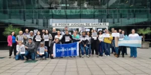 Paro y manifestación de judiciales de Santa Fe