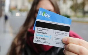 Pasajeros reclaman por incongruencias en la tarjeta SUBE