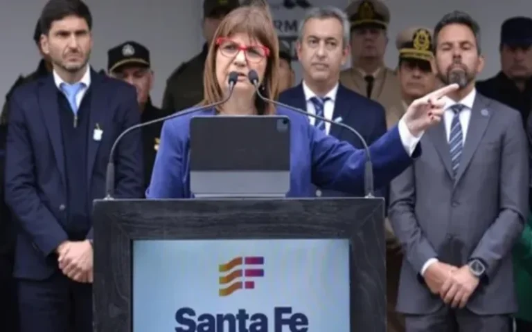 Patricia Bullrich estuvo en Rosario y resaltó los logros del Plan Bandera