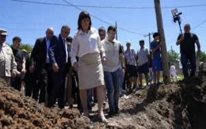 Patricia Bullrich garantizó la continuidad del Plan Bandera