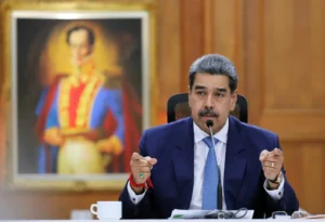 Piden la extradición de Maduro a Argentina por delitos de lesa humanidad