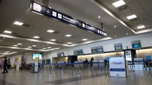 Piden medidas contra autoridades del ente de aeropuertos