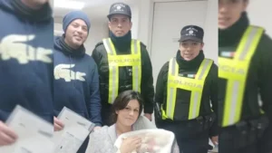 policías rosarinos asistieron un parto