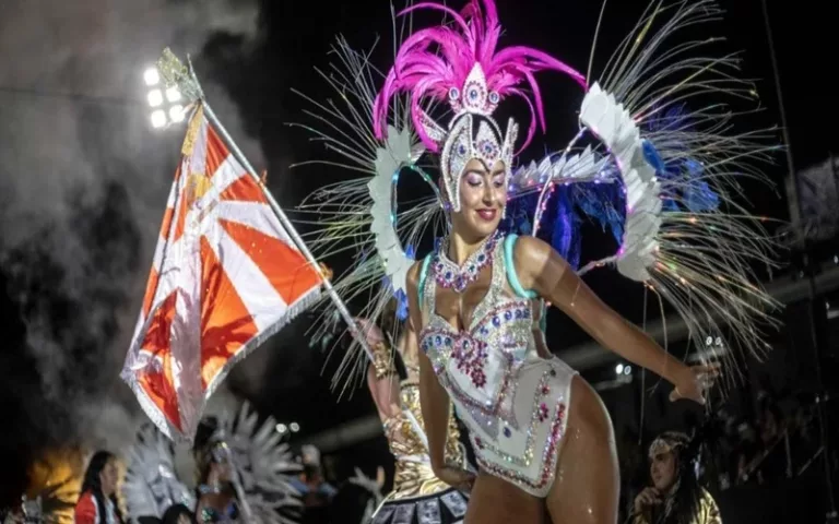 Por mal tiempo, el cierre del Carnaval se reprogramó para mañana