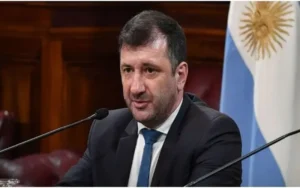 Por mayoría, el Senado expulsó a Edgardo Kueider