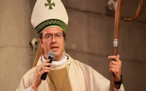 Por pedido del Papa Francisco renunció el arzobispo de La Plata