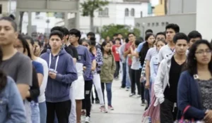 Trabajadores jóvenes en un ámbito laboral precarizado