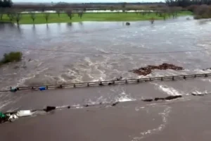 crece el río Carcarañá