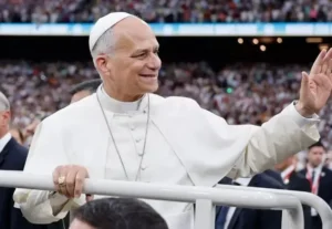 Proponen días no laborables por la visita del papa a Argentina