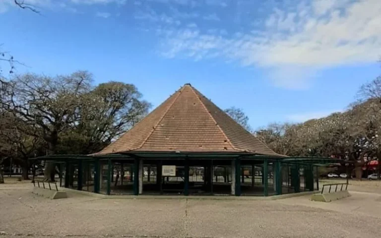 Proponen mejorar el Palomar del parque Independencia