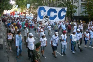 Protesta de la CCC en Rosario con control de Gendarmería