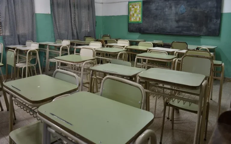 Provincia ratificó que descontará el día de paro a los docentes