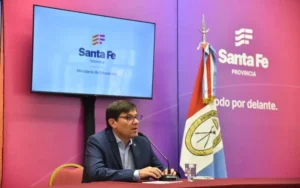 Paritarias: Provincia recibe a docentes y estatales