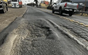 Pullaro anunció que Santa Fe reparará la ruta A012