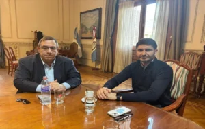 Pullaro recibió en Rosario al economista Carlos Maslatón