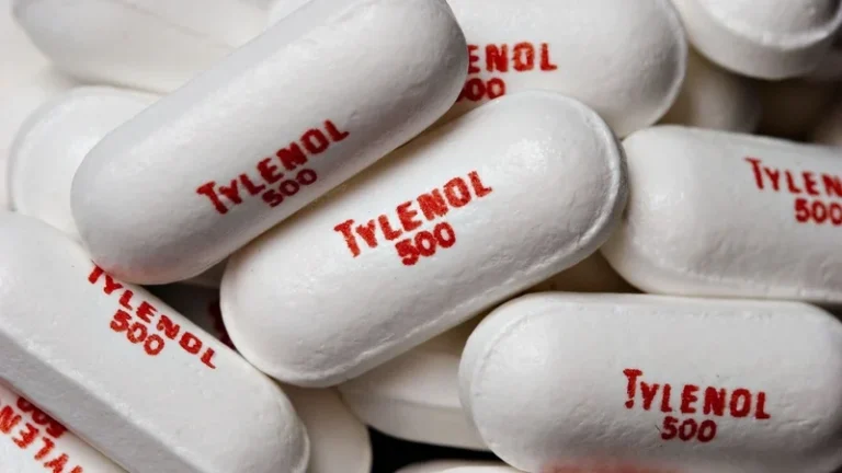 Qué es el Tylenol, el fármaco que el Gobierno de Estados Unidos vincula con el riesgo de autismo