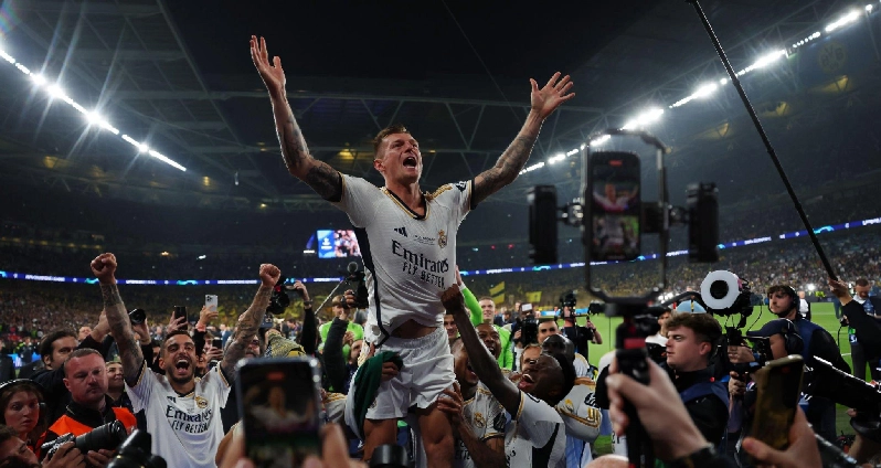 El Real Madrid venció este sábado por 2-0 al Borussia Dortmund y se consagró en el torneo de clubes más importante del mundo por 15° vez. 