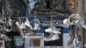 Realizan una misa y una marcha a 21 años de la tragedia de Cromañón