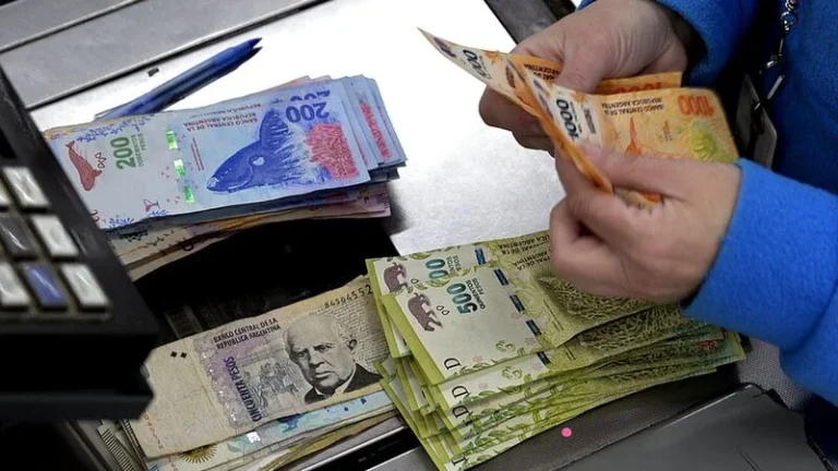 argentinos usan ahorros para llegar a fin de mes