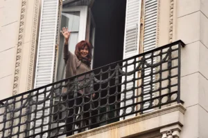 Los fiscales Luciani y Mola rechazaron el pedido de prisión domiciliaria de Cristina Kirchner