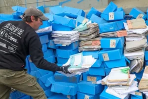 Reciclan más de 15 toneladas de expedientes