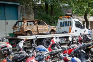 Retiran vehículos en comisaría 21 de Rosario
