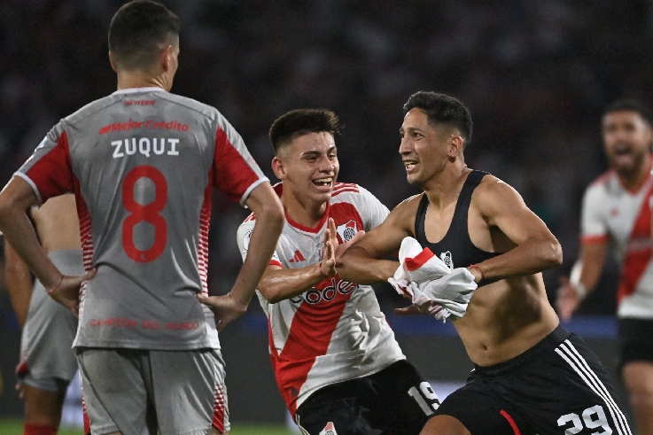 River Plate se quedó con el título disputado en Córdoba al derrotar a Estudiantes sobre el final por 2-1. 