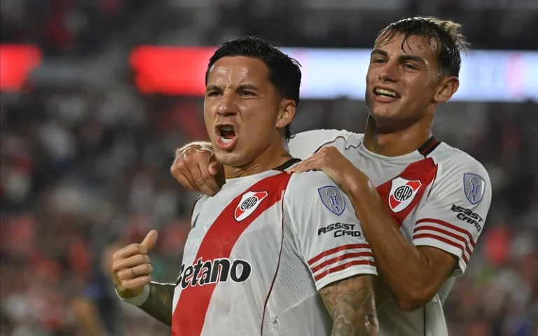 River ganó en el Monumental y Racing tropezó en Avellaneda