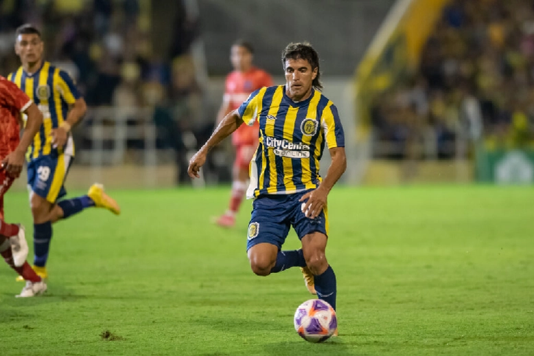 El canalla juega contra el "bicho" por la fecha 11 de la Copa de la Liga Profesional desde las 16.30 y con arbitraje de Fernando Espinoza.