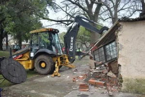 derriban un búnker en Rosario